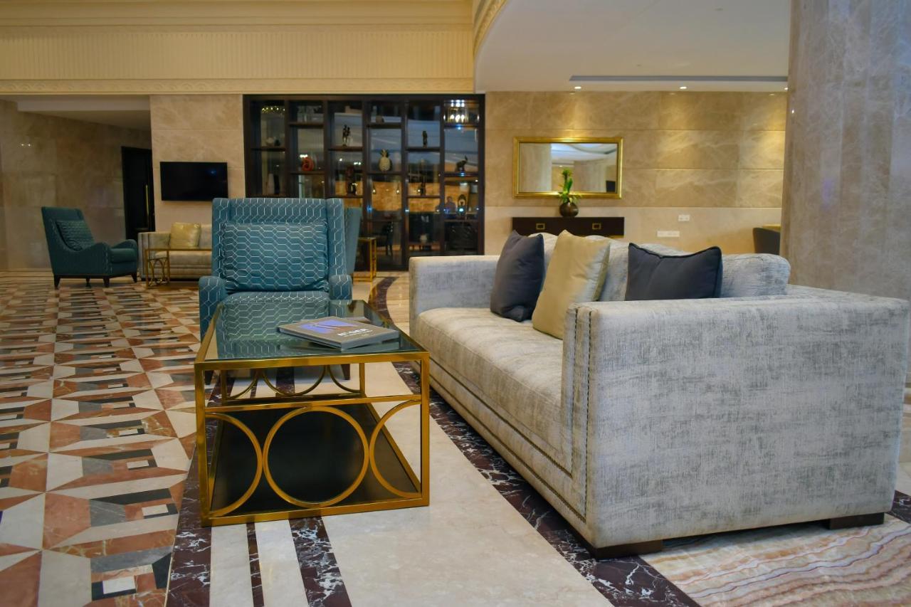 Bravia Hotel Найамей Екстериор снимка
