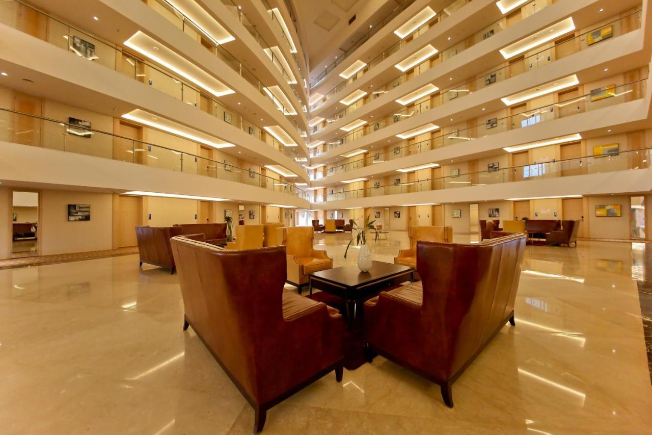 Bravia Hotel Найамей Екстериор снимка